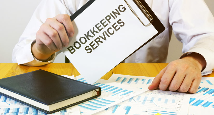Choosing the Right Bookkeeping Services in UAE 