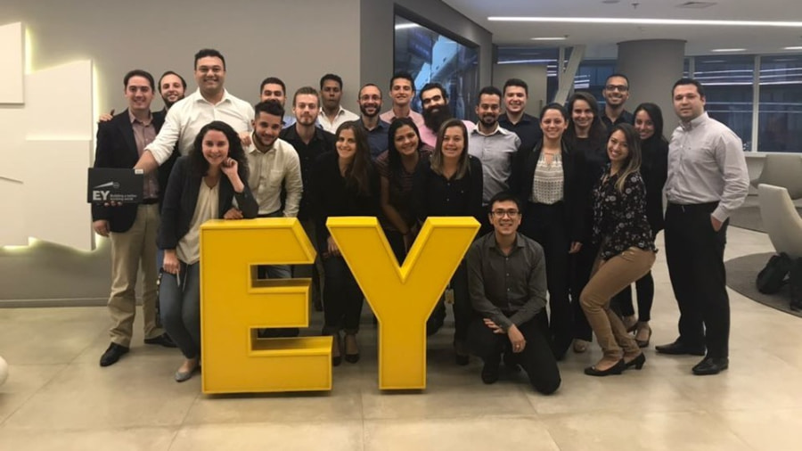 EY (Ernst & Young)